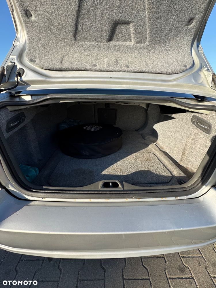 Volvo S60 2.0T Momentum - 29