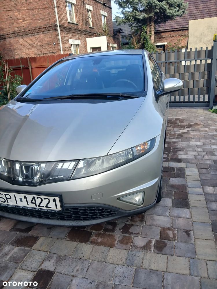 Honda Civic 1.4i-DSi - 1