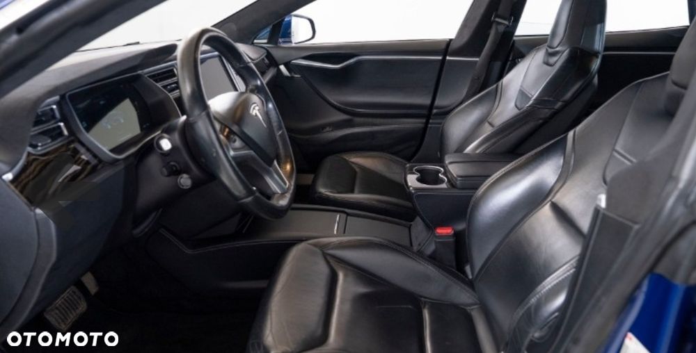 Tesla Model S - 18