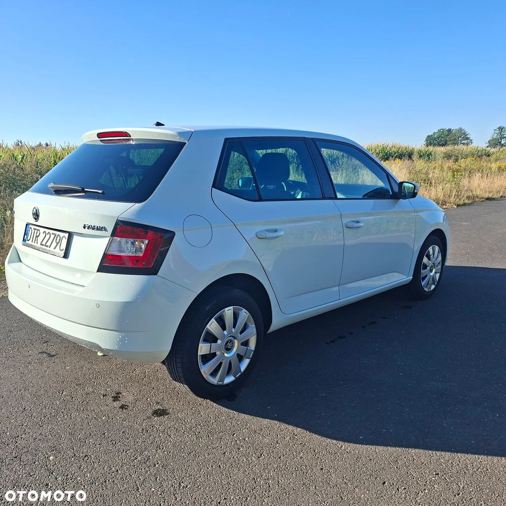Skoda Fabia 1.0 Edition - 8