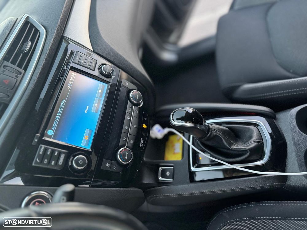 Nissan Qashqai 1.6 dCi Xtronic TEKNA - 9