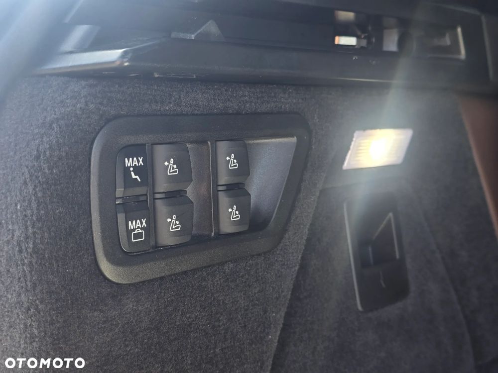 BMW X7 xDrive40d mHEV M Sport sport - 37
