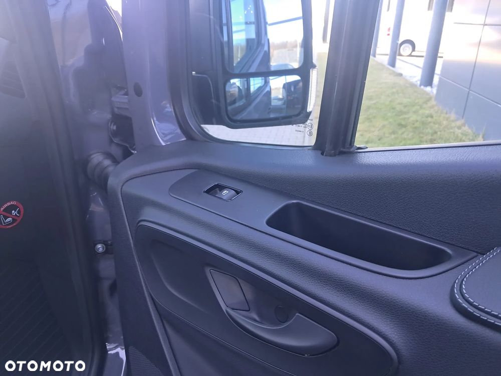 Mercedes-Benz Sprinter 317 CDI Furgon PRO standard  3665 mm L2H2 - 16
