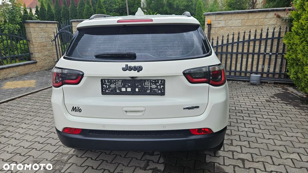 Jeep Compass - 4
