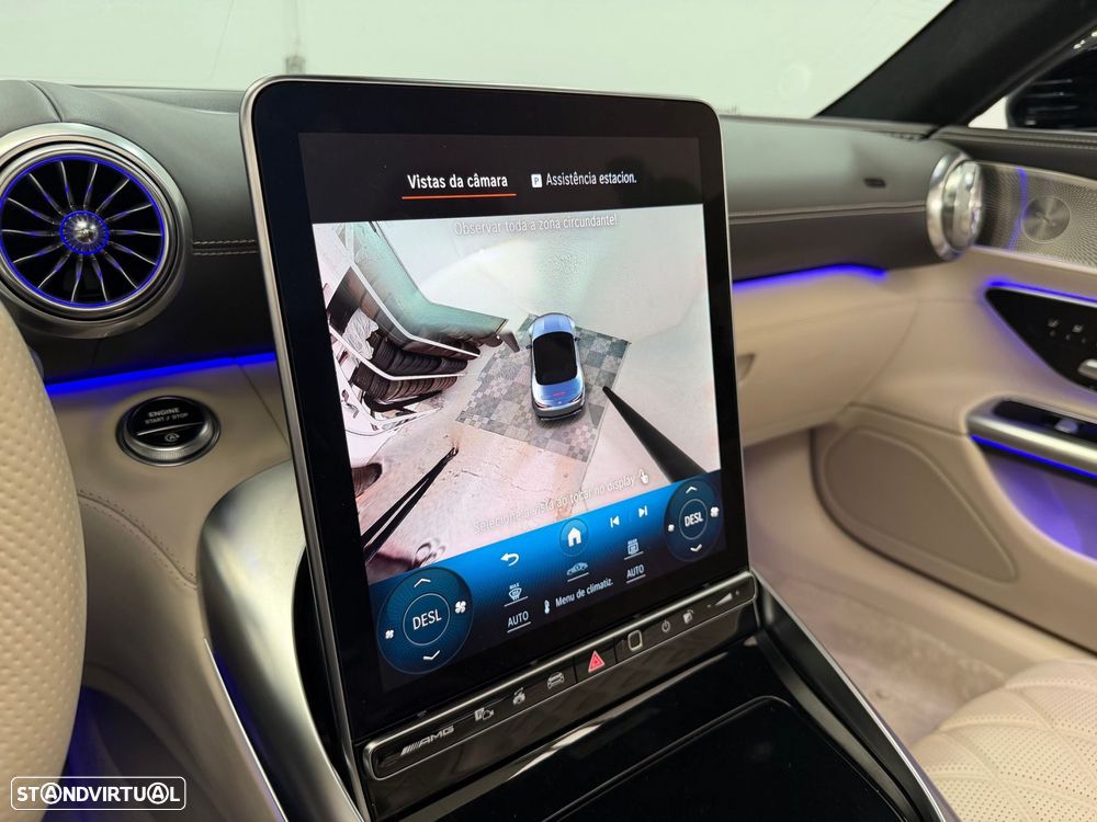 Mercedes-Benz SL 63 AMG 4Matic+ - 11