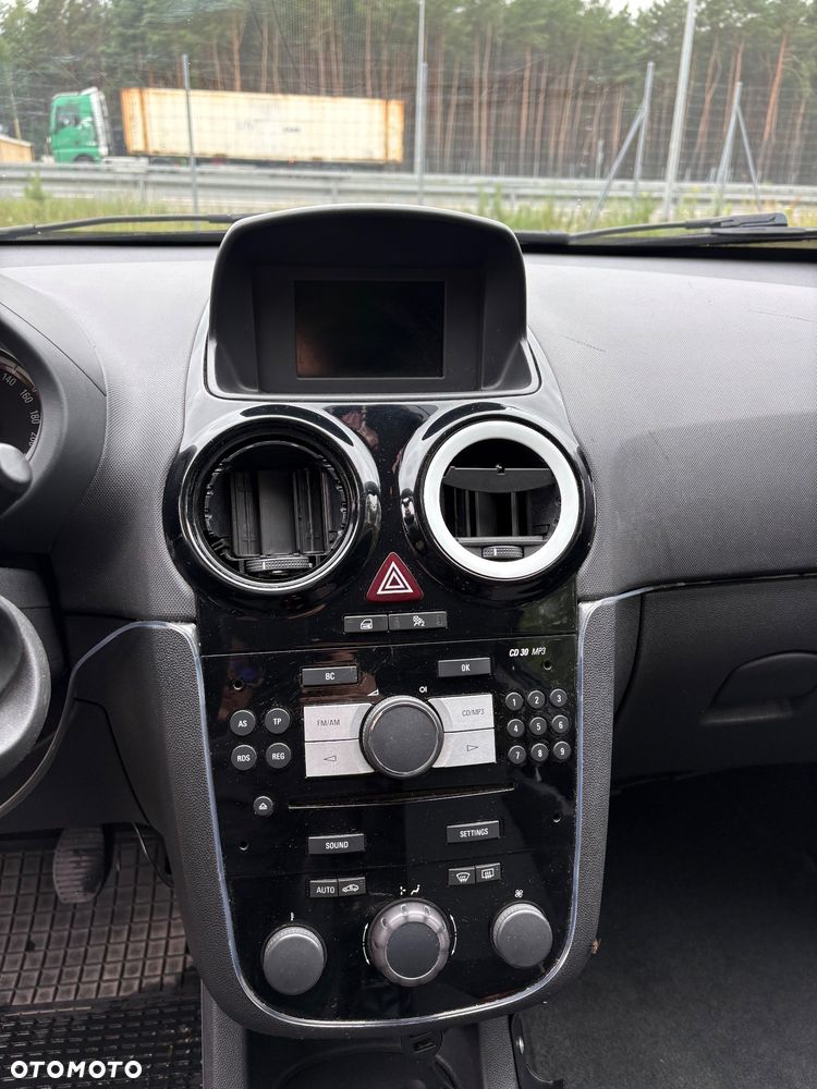 Opel Corsa 1.7 CDTI Cosmo - 24