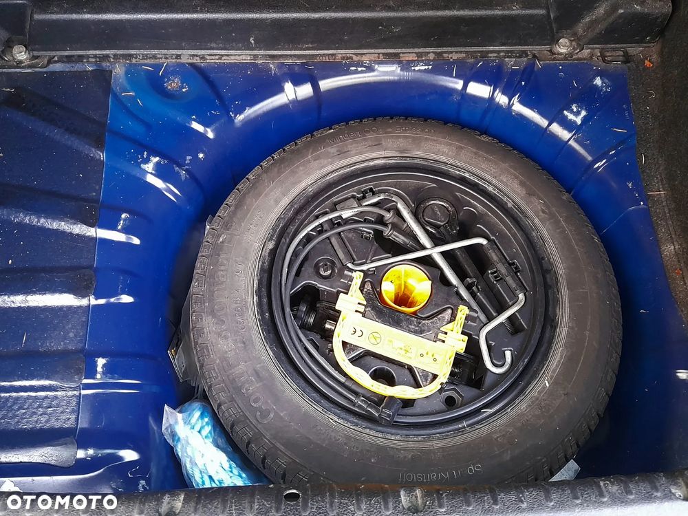 Renault Clio 1.2i RN - 9