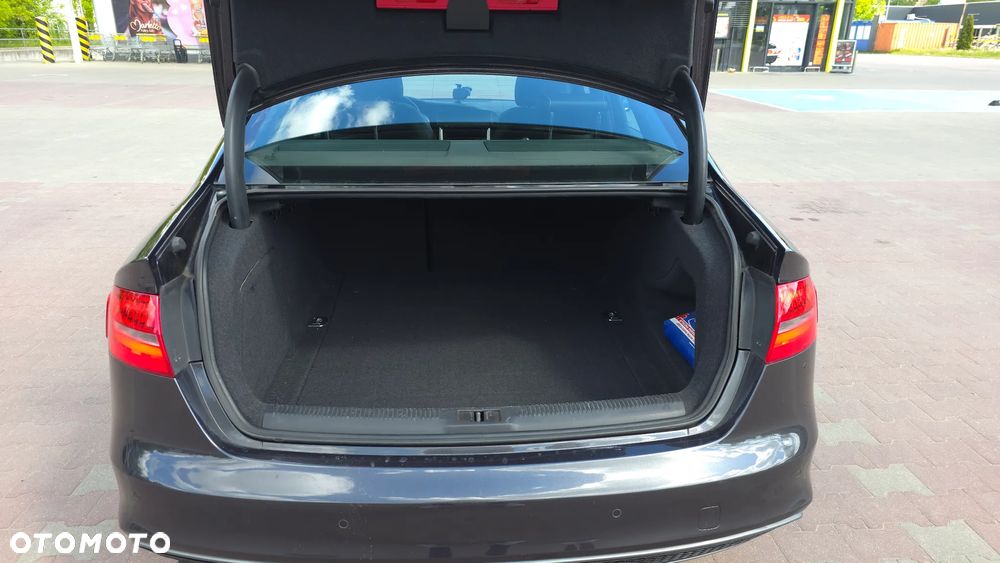 Audi A4 Limousine 1.8 TFSI S line Sportpaket - 13