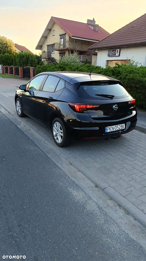 Opel Astra 1.2 Turbo Enjoy - 6