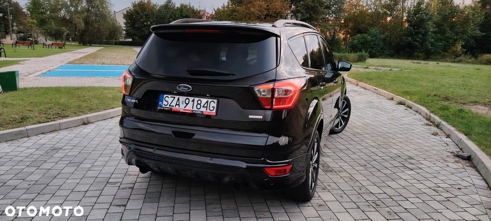 Ford Kuga 1.5 EcoBoost 2x4 ST-Line - 12