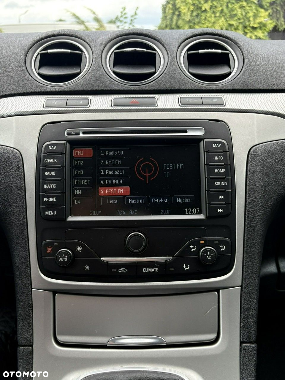 Ford S-Max - 20