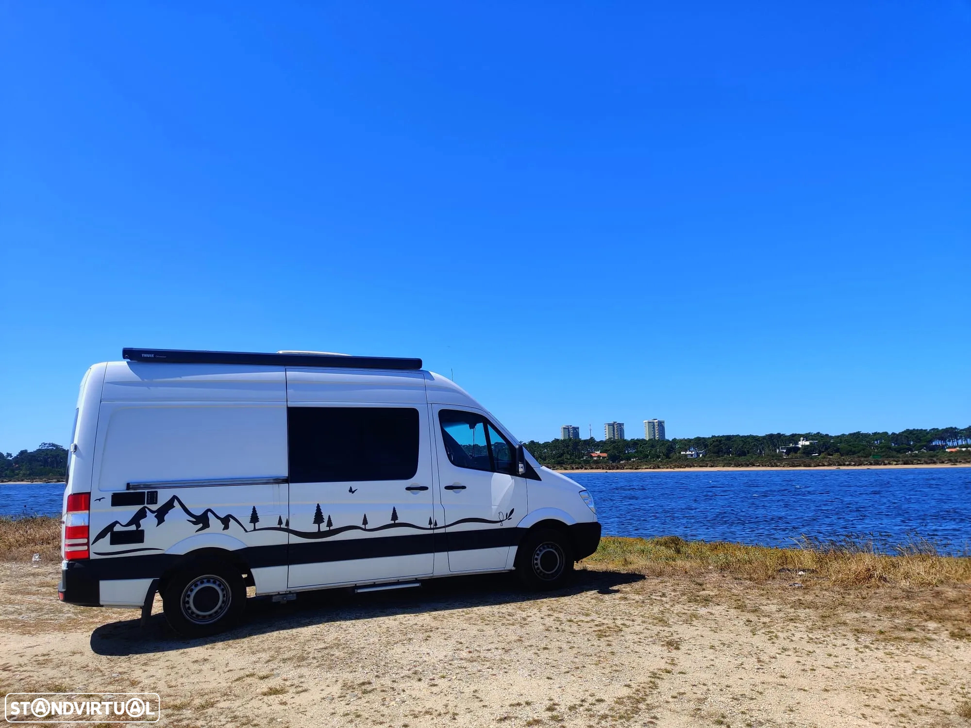 Mercedes-Benz Sprinter 210cdi Campervan - 17