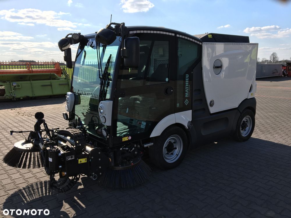 Bergmann Bronderslev UM 105 SLS Bardzo mocny rozrzutnik obornika wapna pomiotu osadów - 5