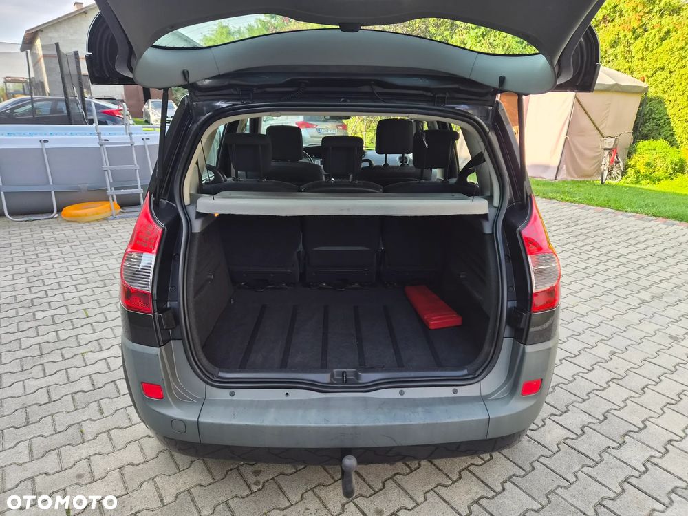 Renault Scenic 2.0 16V Expression - 15