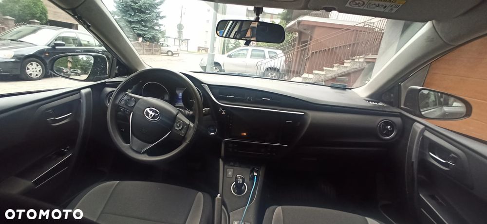 Toyota Auris Hybrid 135 Active - 10