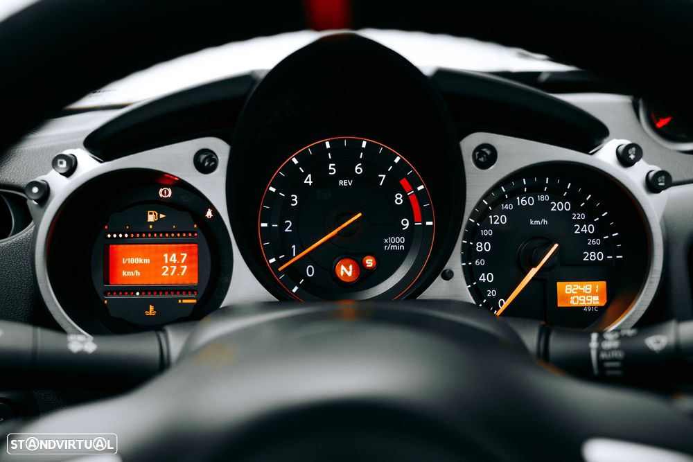 Nissan 370 Z - 15