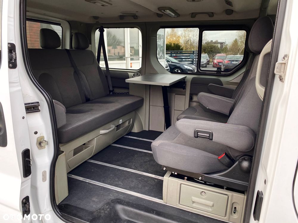 Opel Vivaro - 9