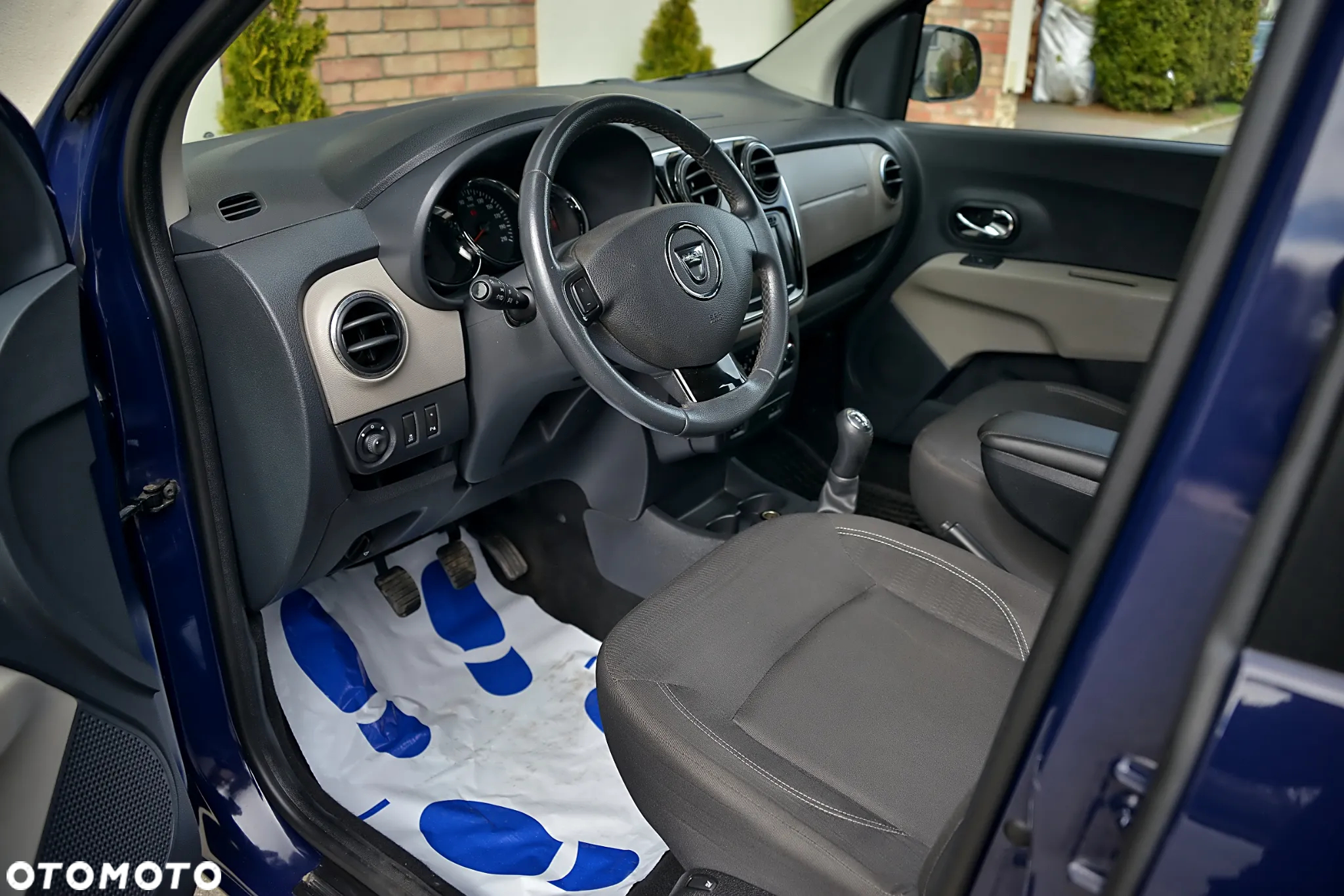 Dacia Lodgy TCe 115 Laureate - 23