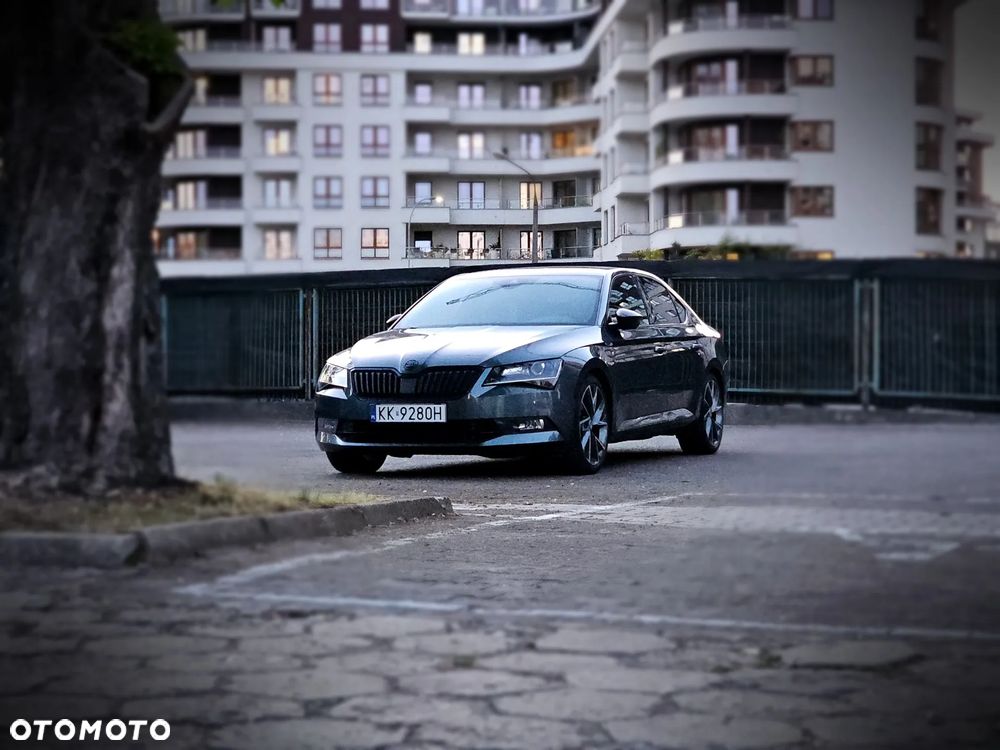 Skoda Superb 2.0 TSI 4x4 Sportline DSG - 20