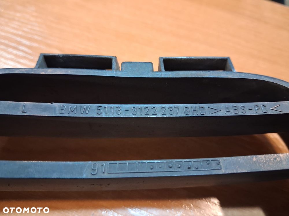 Atrapa grill BMW E36 seria 3  5113-8122 prawa lewa - 7