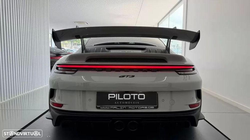Porsche 911 (992) GT3 PDK - 11