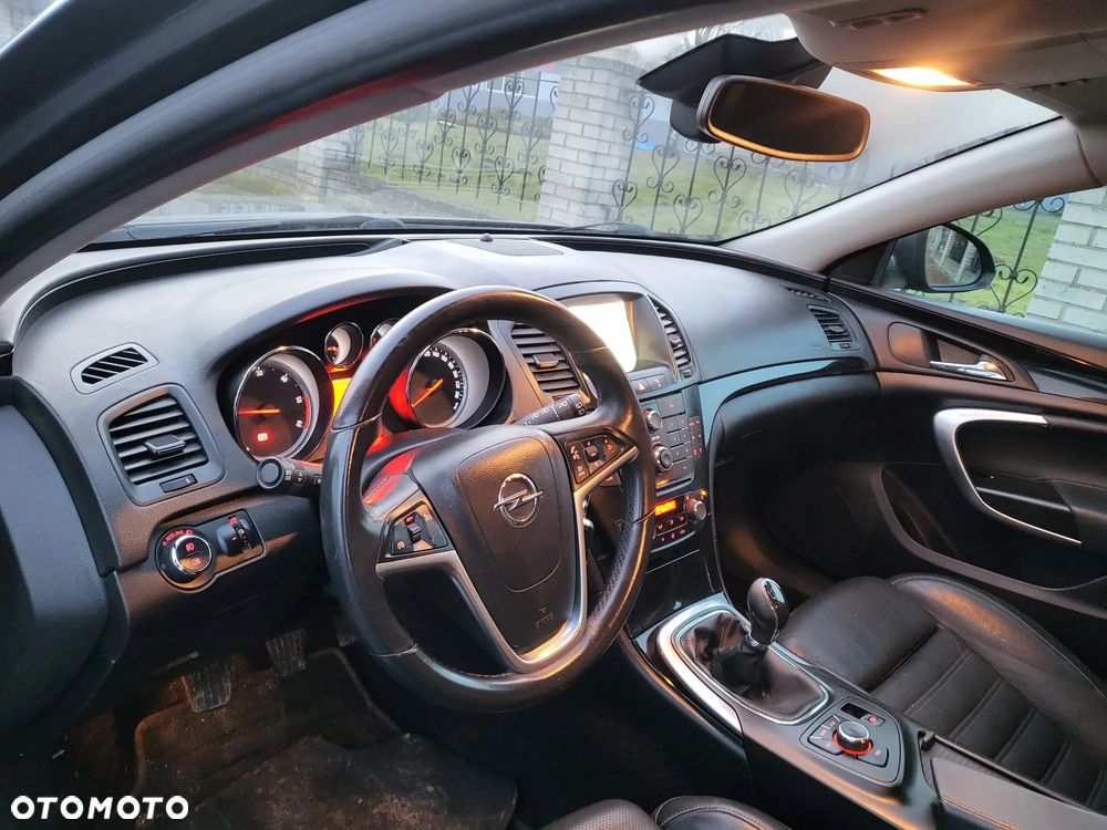 Opel Insignia - 22