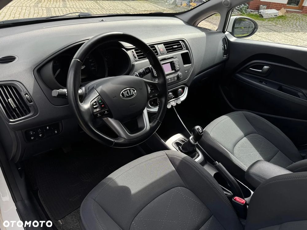Kia Rio 1.4 crdi L - 7
