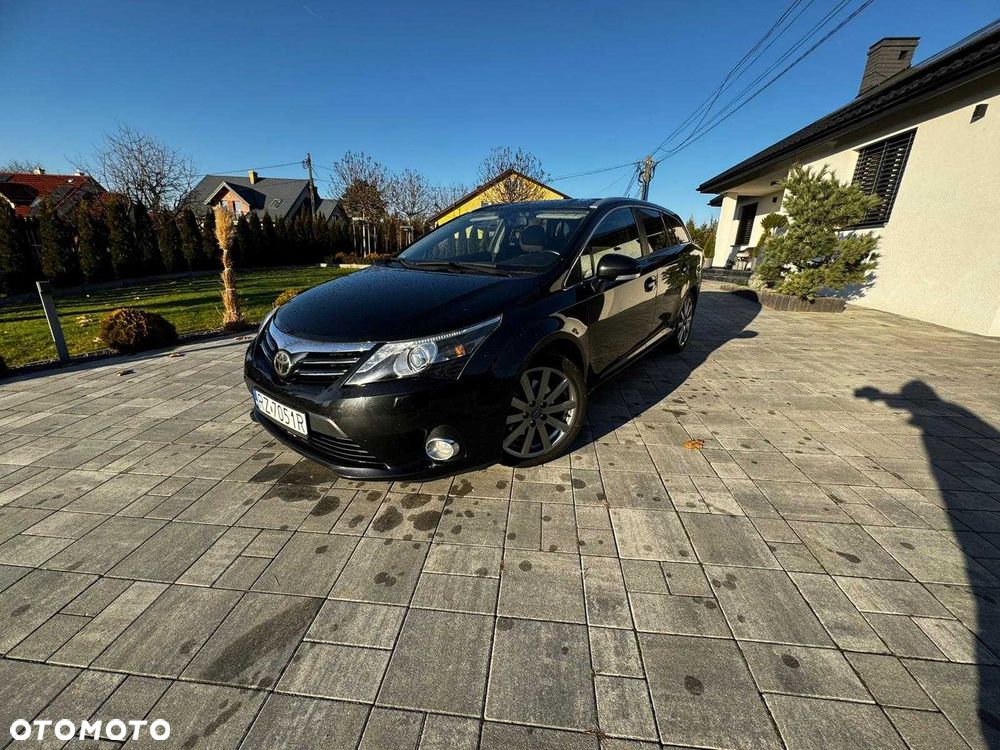 Toyota Avensis - 1