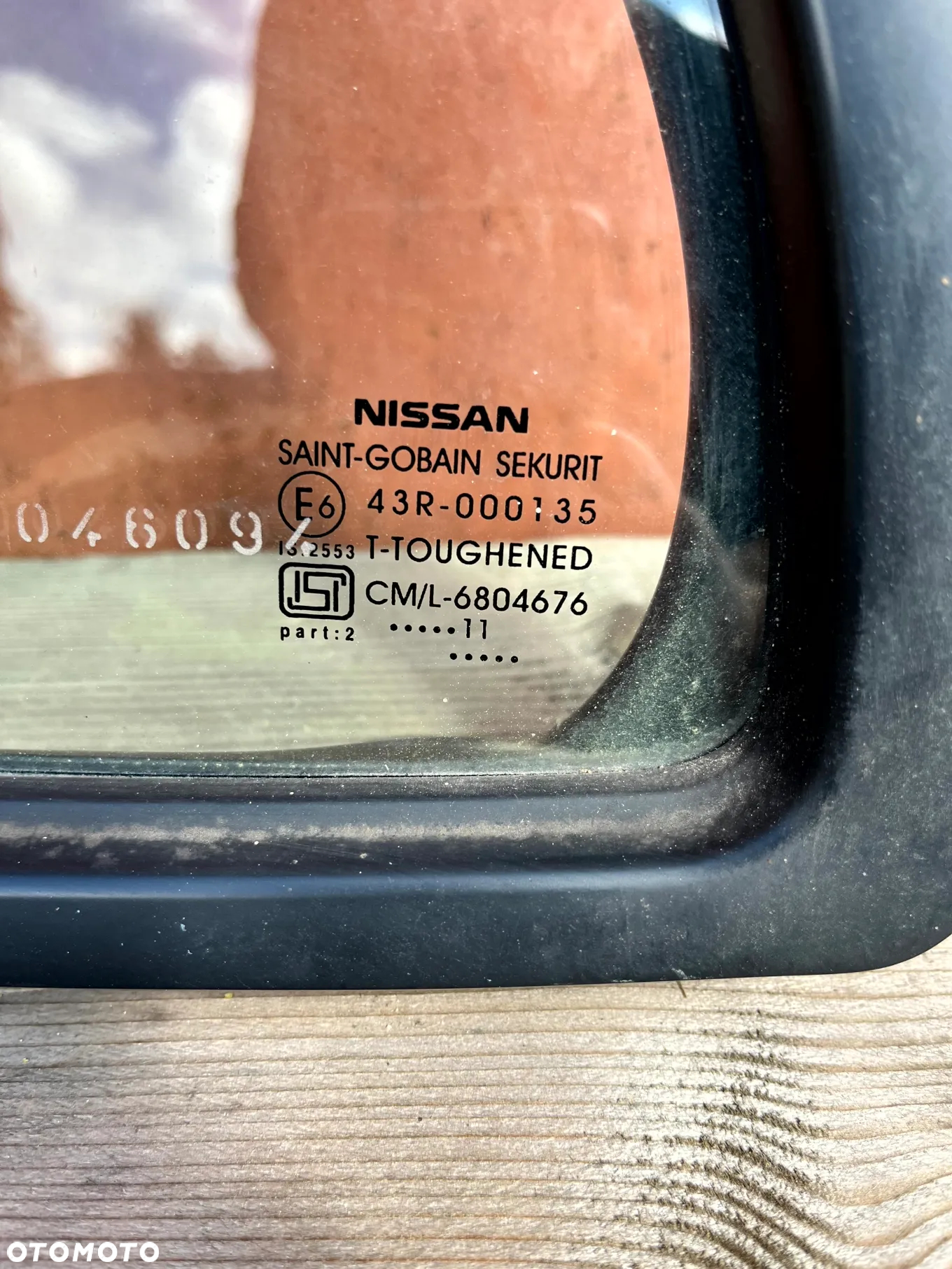 NISSAN MICRA K13 SZYBA DRZWI LEWY TYŁ LEWA TYLNA 2011 - 2