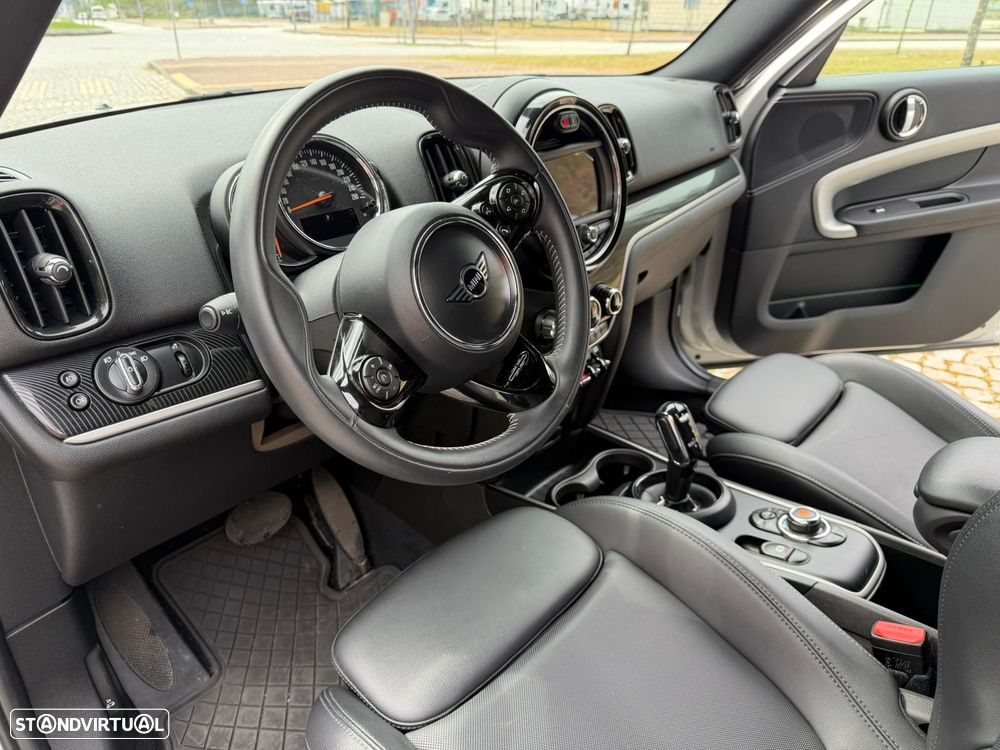 MINI Countryman Cooper D Classic Auto - 18