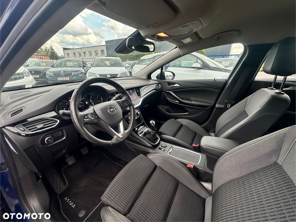 Opel Astra Sports Tourer 1.2 Turbo Business Edition - 9