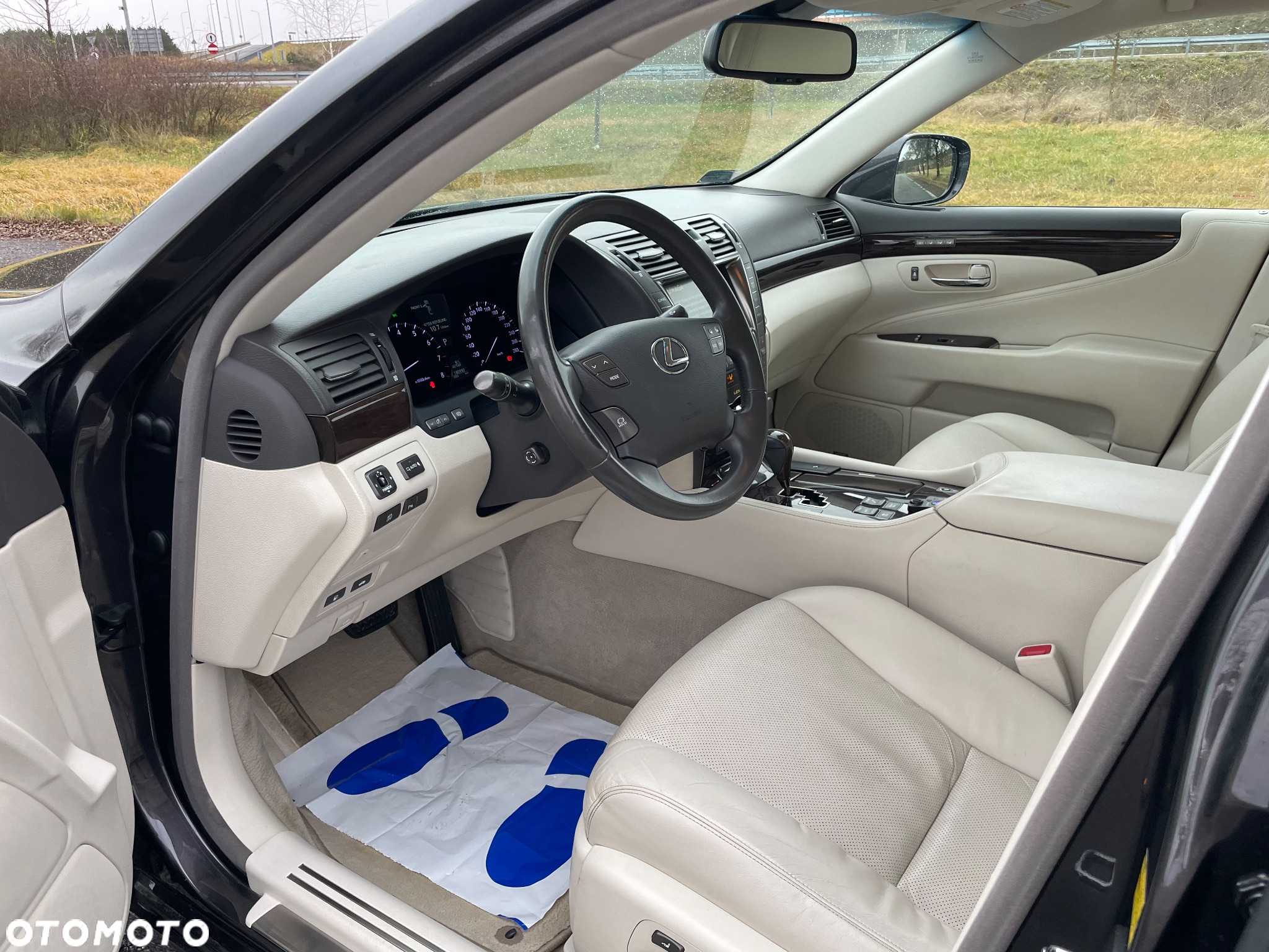 Lexus LS 460 Prestige - 10