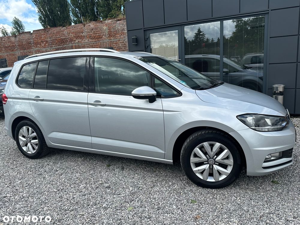 Volkswagen Touran 1.6 TDI SCR BlueMotion Technology DSG Comfortline - 26