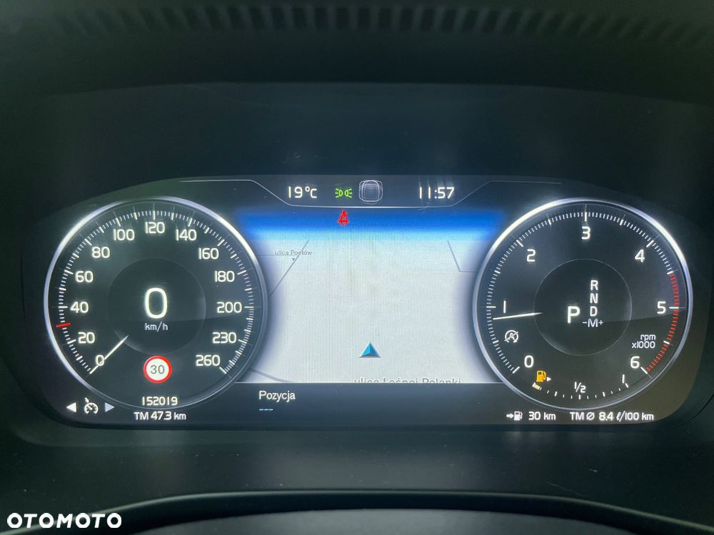 Volvo XC 40 D3 Momentum Pro - 26