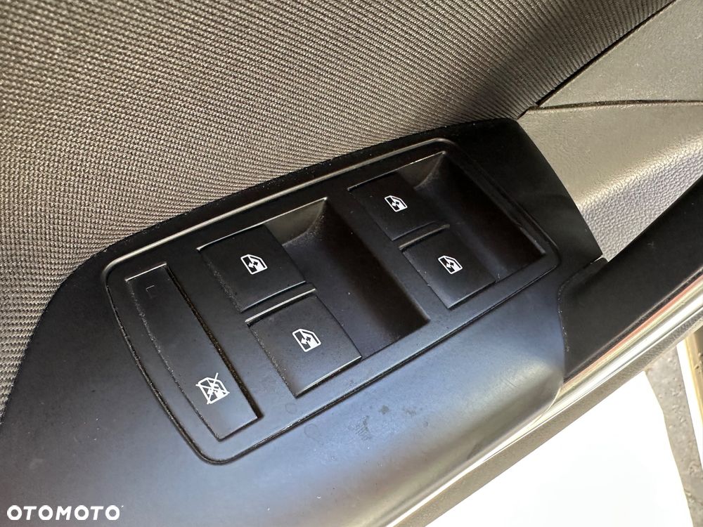 Opel Insignia 1.6 CDTI Ultimate S&S - 12