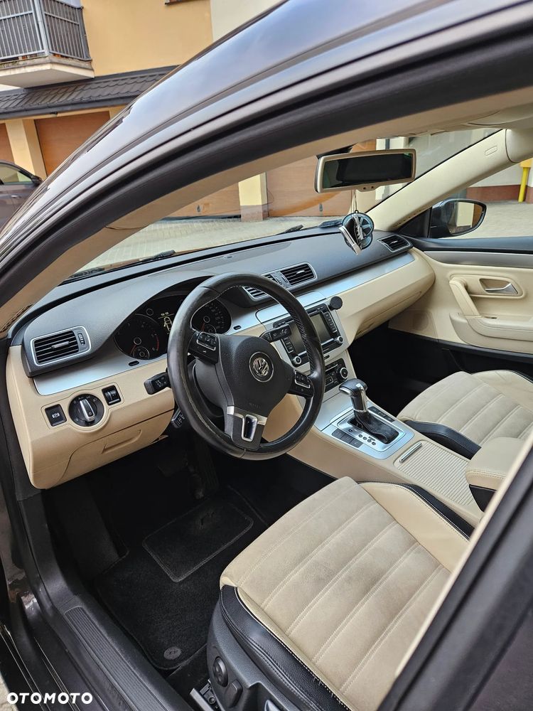 Volkswagen Passat CC - 13