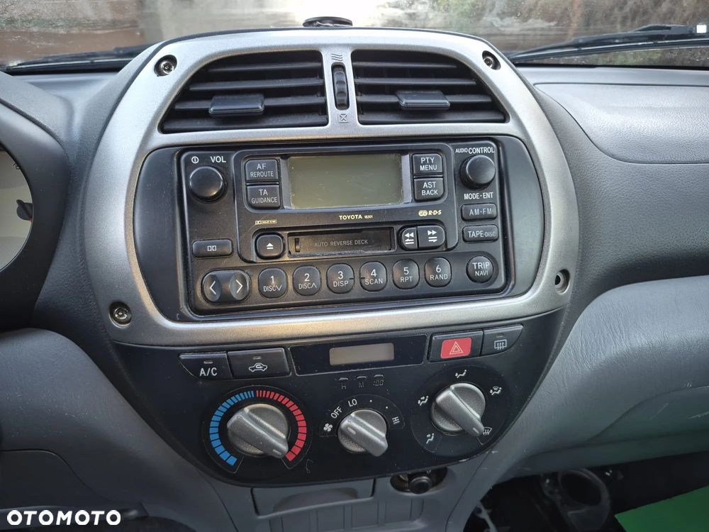 Toyota RAV4 1.8 VVT-i Luna 2WD - 9