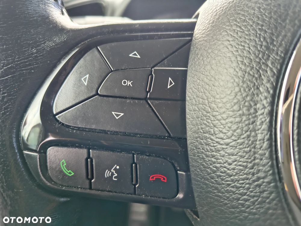 Jeep Renegade 1.4 MultiAir Night Eagle - 13
