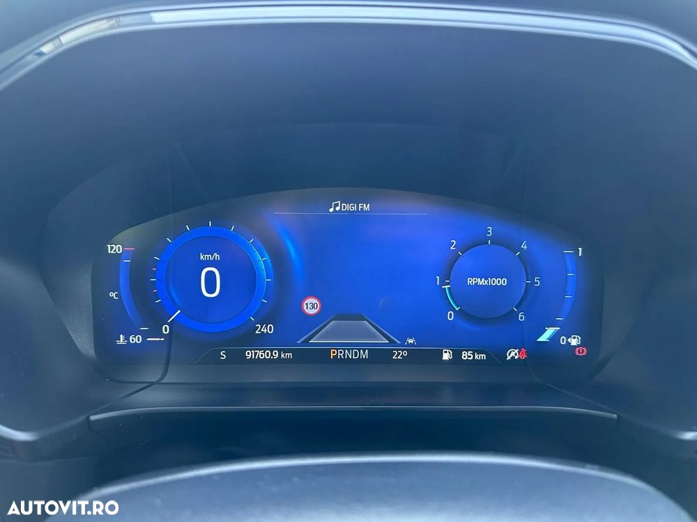 Ford Kuga 2.0 TDCi 4WD Powershift ST-Line - 6