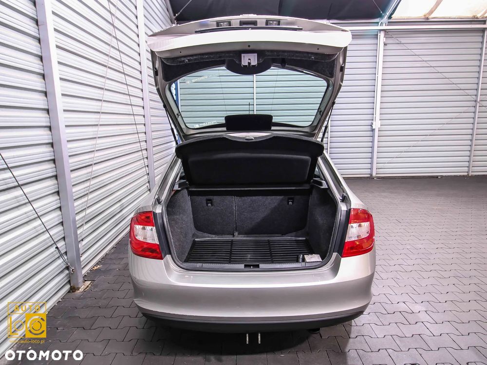 Skoda RAPID 1.2 Active Max - 12