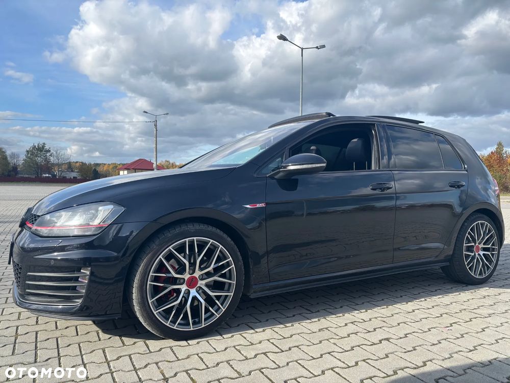 Volkswagen Golf VII 2.0 TSI BMT GTI DSG - 2