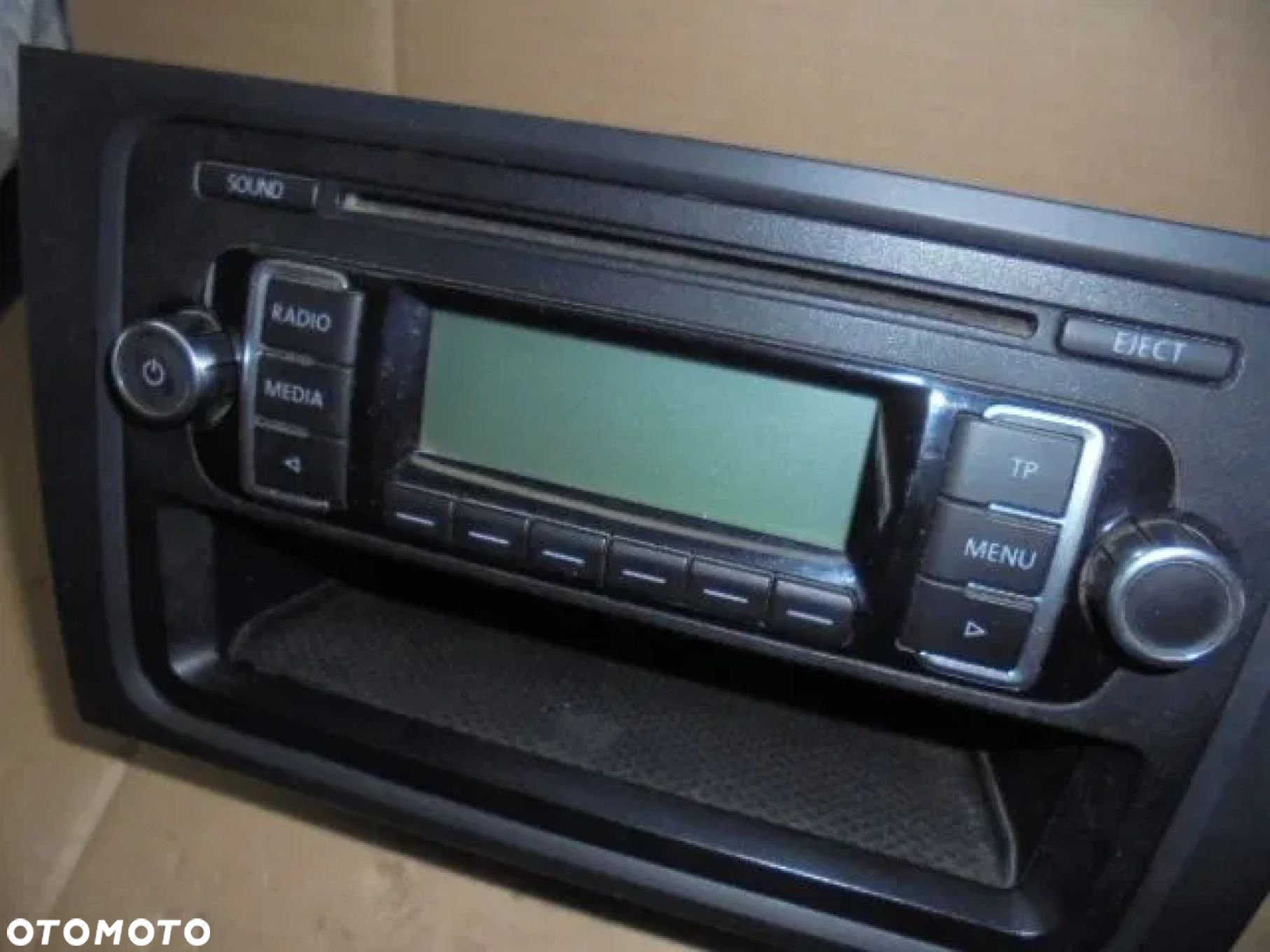 VW GOLF 6 TOURAN RADIO CD ORGINAŁ ŁADNE - 2