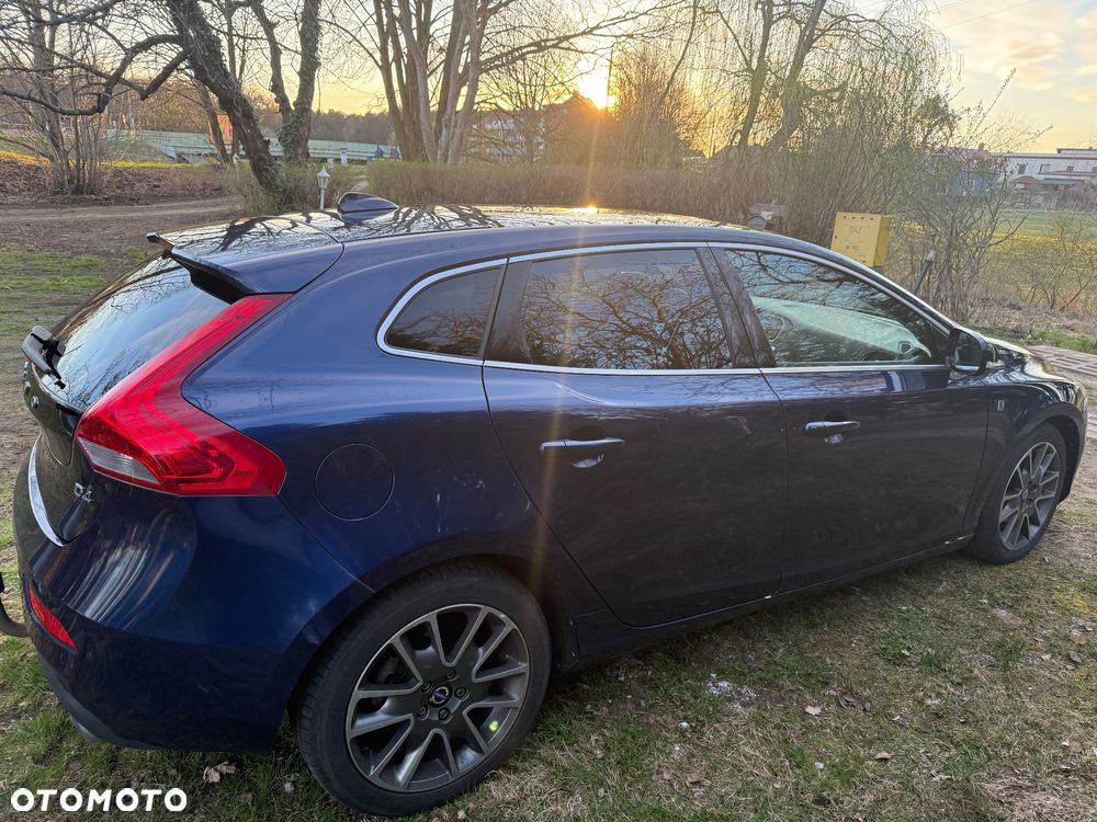 Volvo V40 D4 Ocean Race - 6