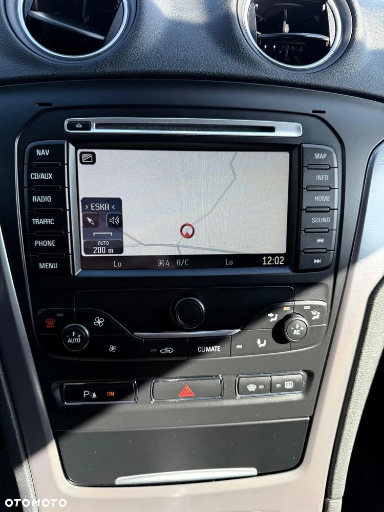 Ford Mondeo 2.0 TDCI Champions Edition - 17