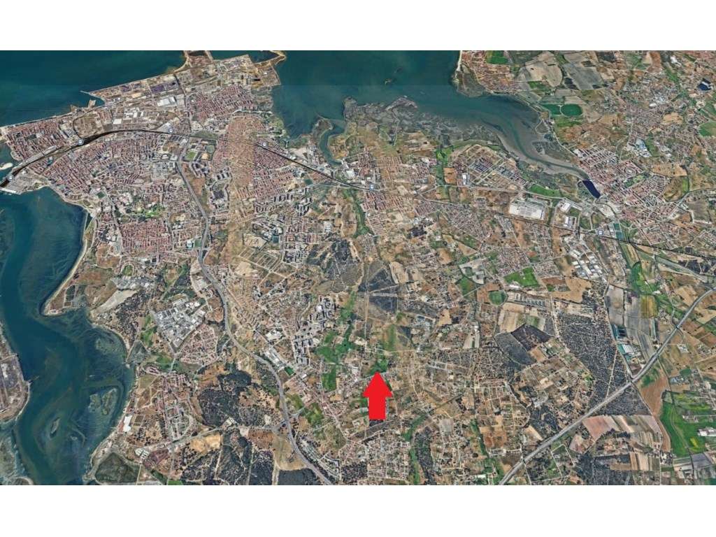 Terreno em Santo António da Charneca no Barreiro - Grande imagem: 2/14