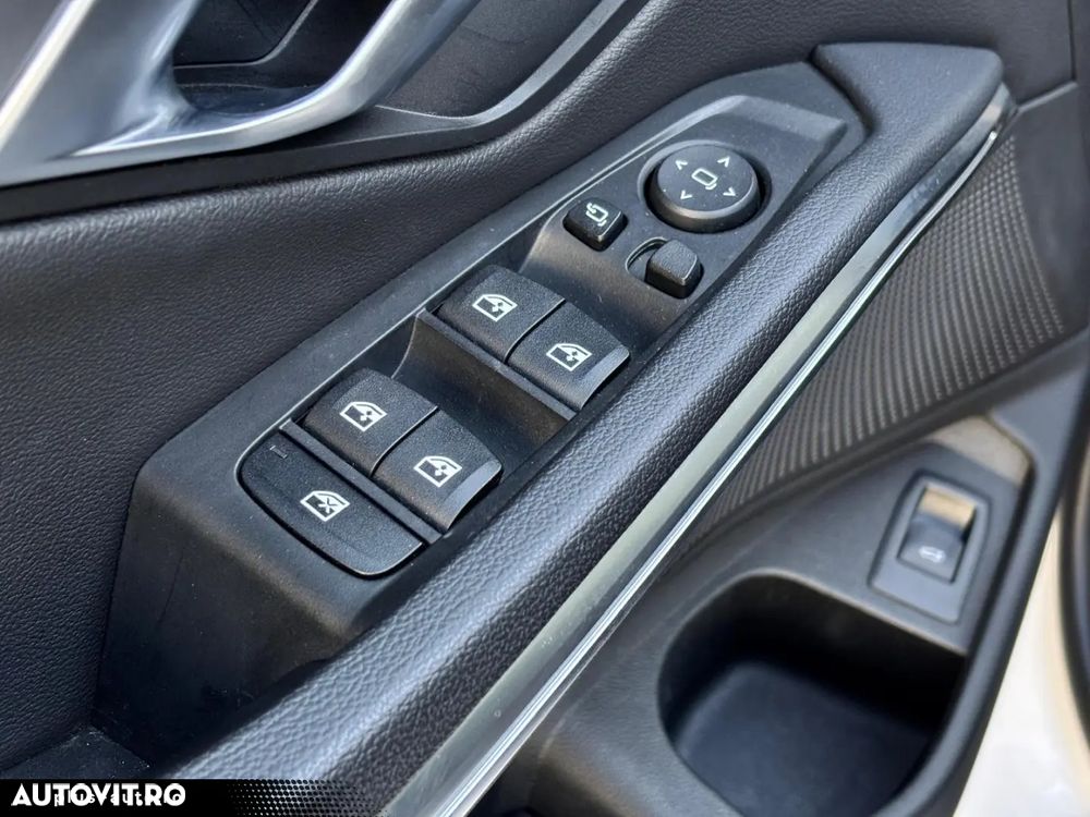 BMW Seria 3 320d xDrive AT M Sport - 14