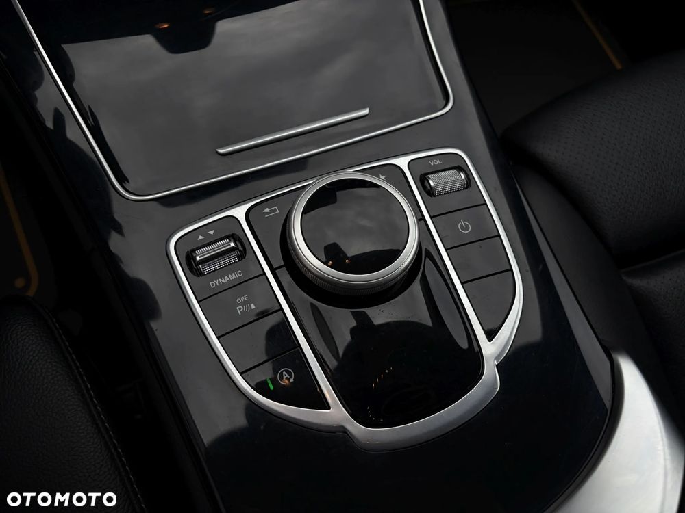 Mercedes-Benz Klasa C 200 9G-TRONIC - 31