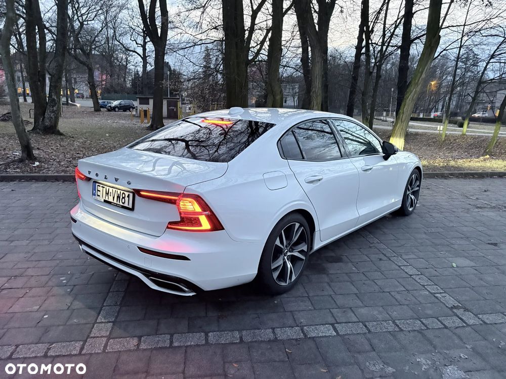 Volvo S60 T4 R-Design - 7