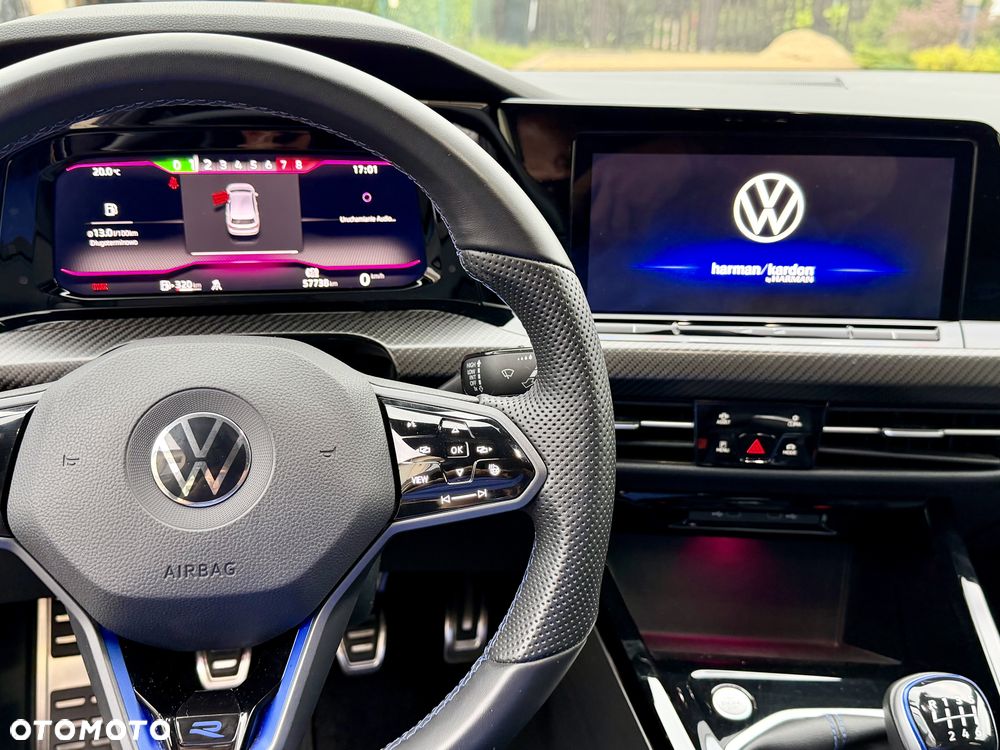 Volkswagen Golf - 27