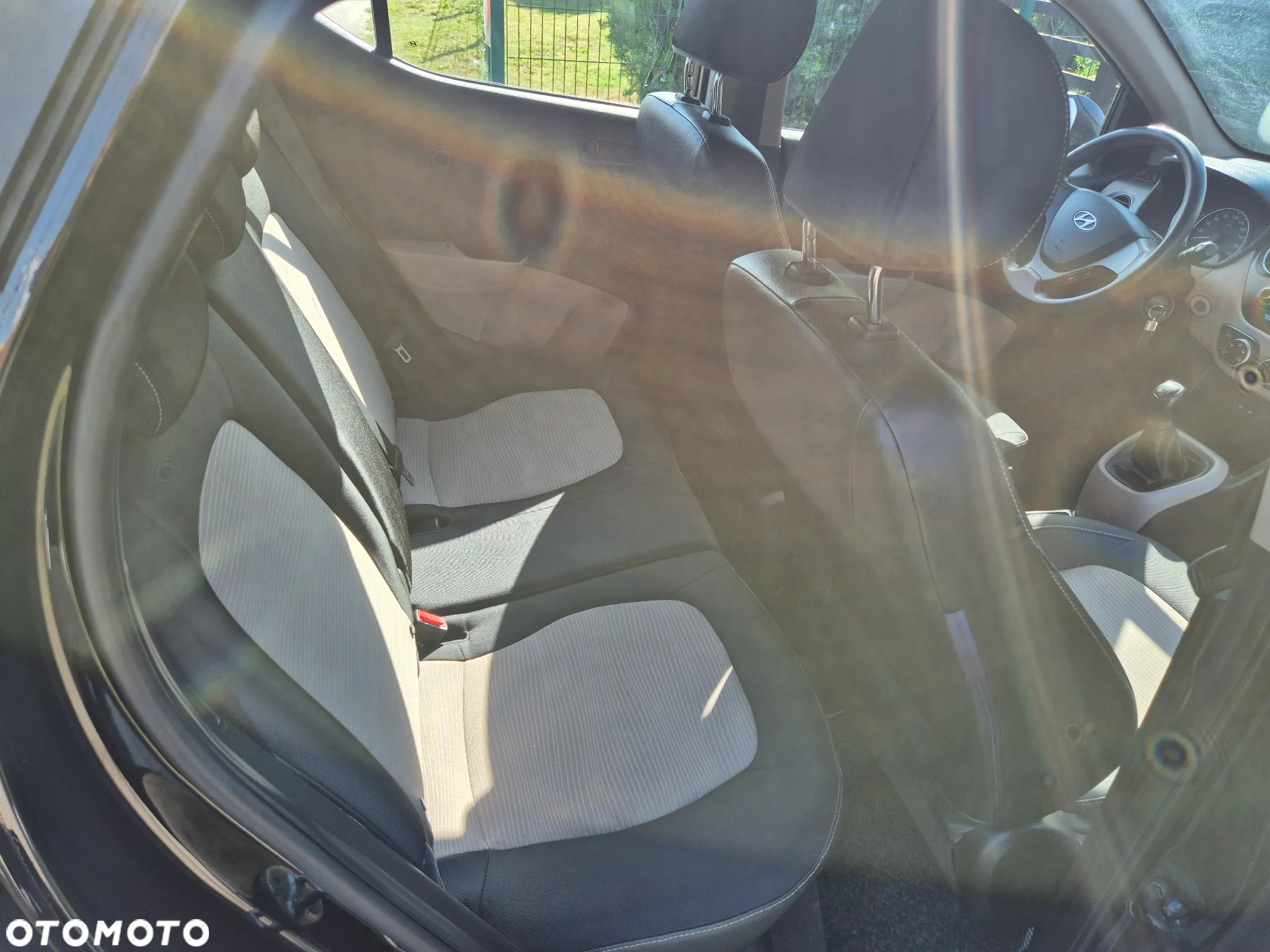 Hyundai i10 1.0 - 18